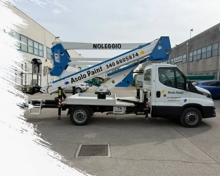 Noleggio piattaforma aerea Asolo Paint